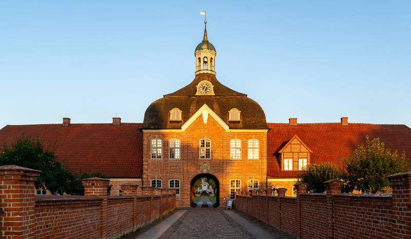 Öffnet die Webseite des Guthofs Hasselburg