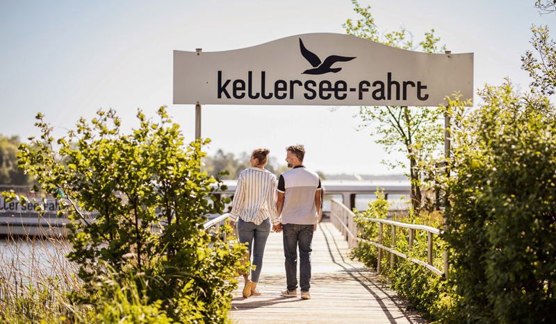 Kellersee-Fahrten, öffnet die Seite Ausflüge Entdecken Sie die Holsteinische Schweiz vom Wasser aus: Auf einer gemütlichen Rundfahrt mit der historischen MS Luise (Baujahr 1936)