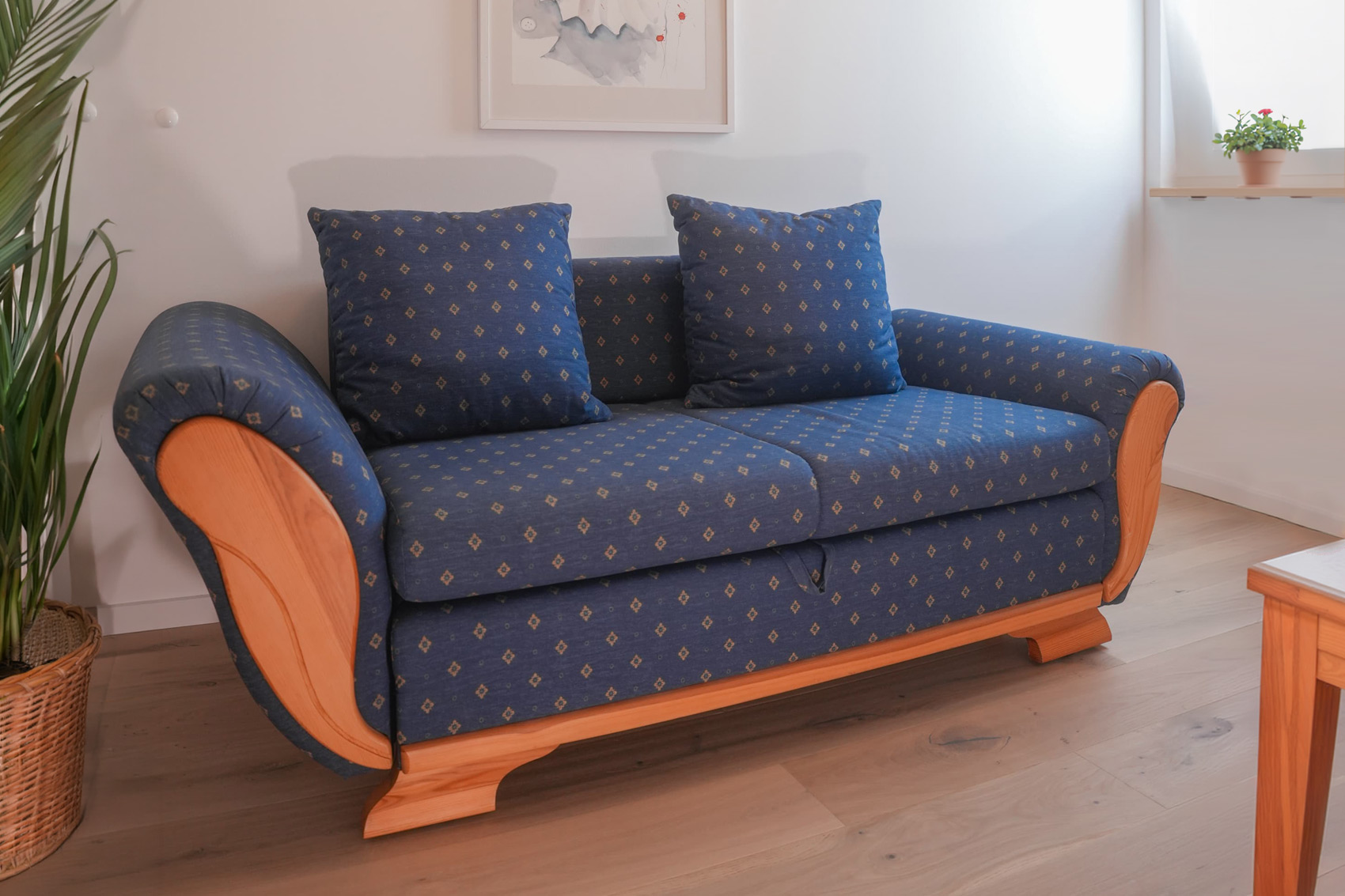 Gemütlich chillen und schlafen auf dem ser bequemen Schlafsofa in den Ferienwohnungen Vogel